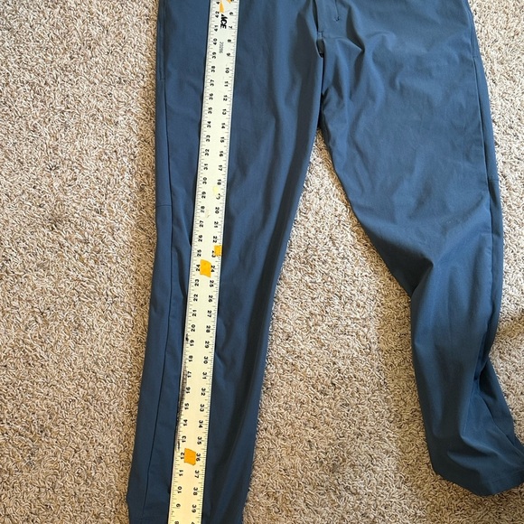 Lululemon Men’s Blue Active Wear Pants (Damaged) Front Zip and 5 Pockets Sz 36 - Picture 10 of 10
